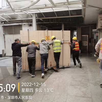 深圳welcome欢迎光临威尼斯在深圳人民医院安装防辐射医用门